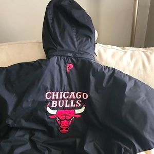 ✨️RARE✨️Vintage Chicago Bulls Reversible Jacket With Removable Hood